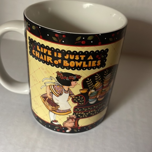 Amcal life is just a chair of bowlies - Picture 2 of 4